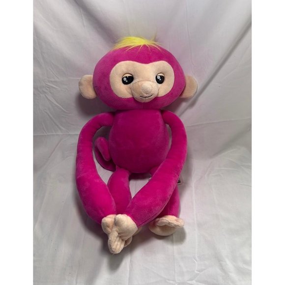 Fingerlings HUGS - Bella (Pink) - Advanced Interactive Plush Baby Monkey Sounds - Picture 1 of 4